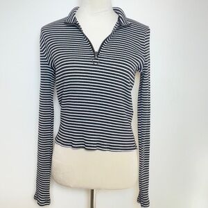 Hollister Ribbed Zip Front Long Sleeve Striped Slim Fit Top Black White Large